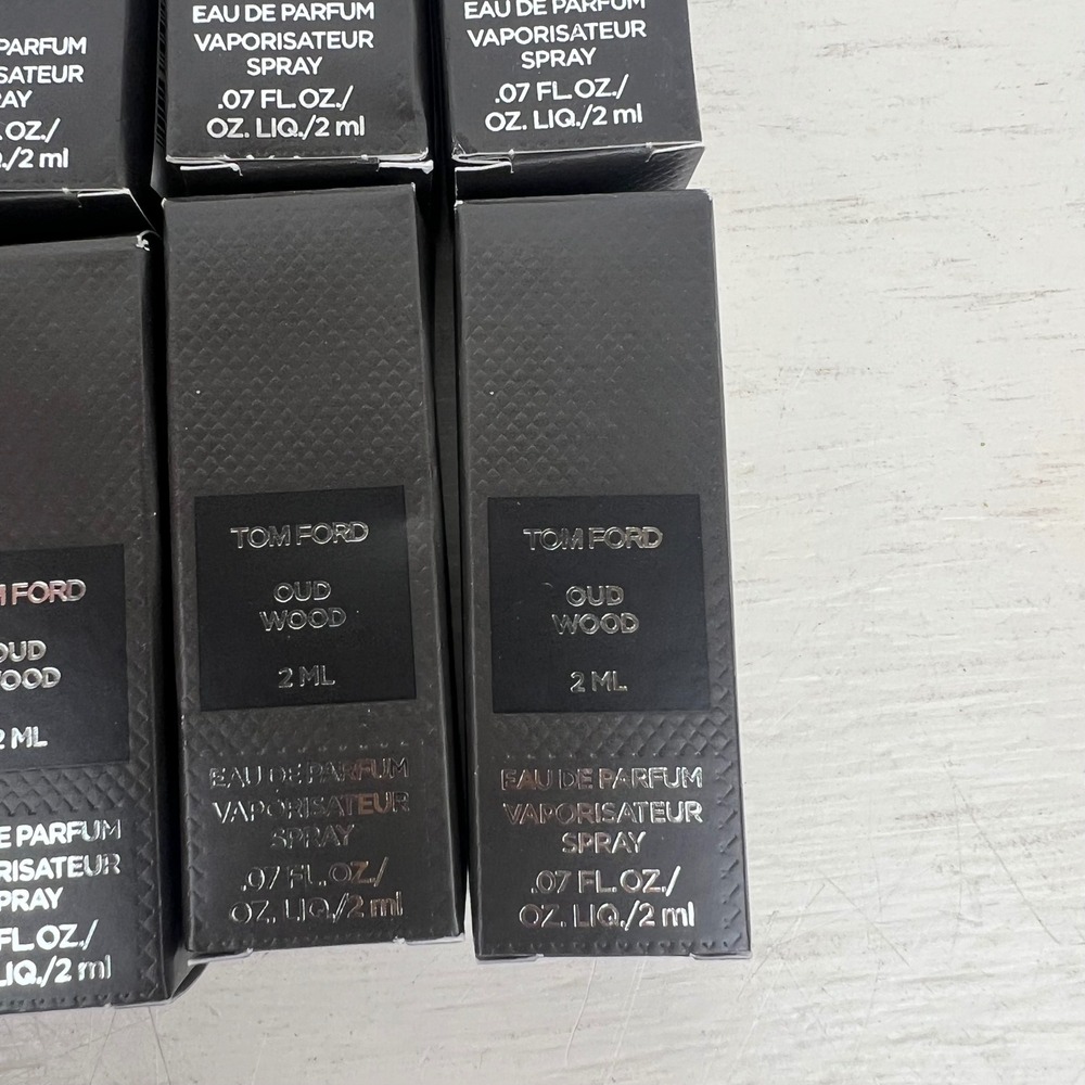 Tom Ford Oud Wood Eau de Parfum 2ml 0.07oz EDP Spray Samples Lot of 5 - Picture 2 of 5